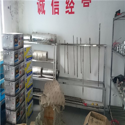 注塑機(jī)料管螺桿