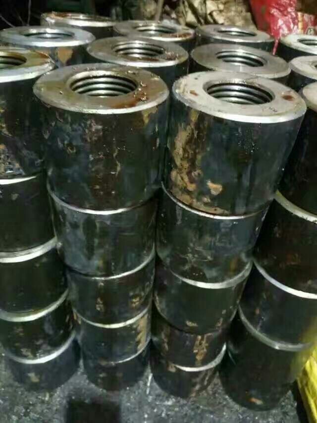 注塑機(jī)螺桿料管